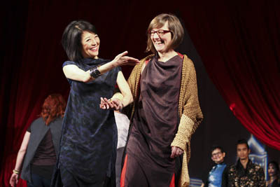 Leilei Wang, left, thanks her designer Christine Chaney, right, at Gilda’s Club Seattle 15th annual “Surviving with Style”. (Photo: KingYau Li) Leilei Wang, left, thanks her designer Christine Chaney, right, at Gilda’s Club Seattle 15th annual “Surviving with Style”. (Photo: KingYau Li)