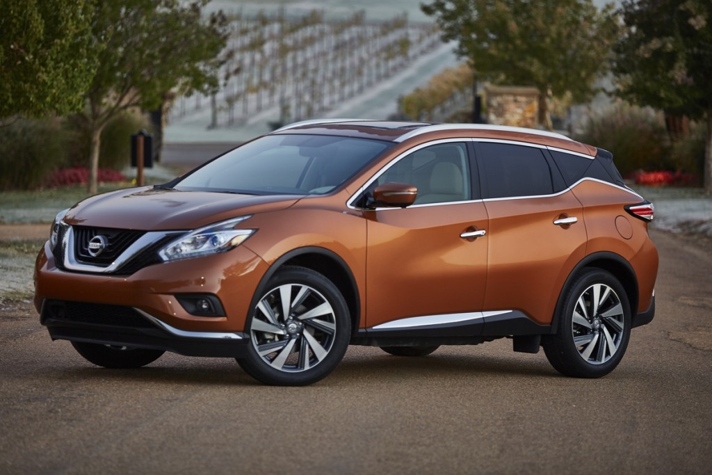 Since the introduction of the third-generation design for the last model year, the Nissan Murano has experienced record sales – up 30 percent through the first 11 months of calendar year 2015 – thanks to its concept car-like styling, premium interior and advanced, purposeful technology. For 2016, Murano remains virtually unchanged.   Like the original Murano, the latest version is a highly sculptural, highly emotional design – one that stands out in a field known more for uniformity and utility-based styling.   Working to capture the breathtaking spirit and artistry of the first Murano, the designers began by concentrating on the vehicle’s sculptural qualities. Breaking the usual order of sketching, computer renderings and then clay modeling, the Murano team started working with small three-dimensional clay forms – literally exploring organic shapes and volumes with mini desktop sculptures. The process helped narrow down a new Nissan design direction focused on lightness and efficiency.