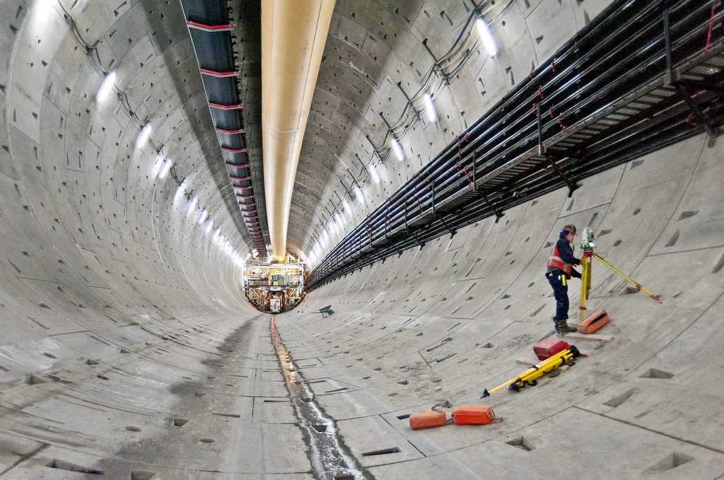 柏莎（Bertha）已經完成了新SR99隧道工期10個區域中的5個，現在工程進行到6號區域