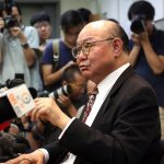 2 胡國興