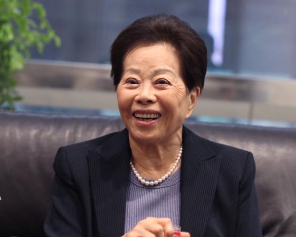 於梨華染新冠肺炎病逝 加華作協發弔唁函悼念
