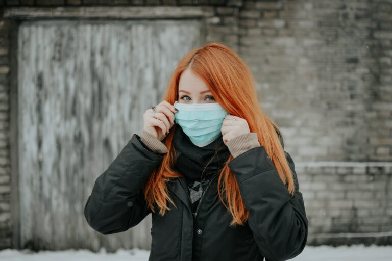 完全接種疫苗華州居民可在户外不戴口罩小型聚會