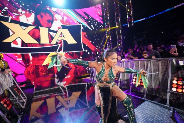 WWE 新超級巨星李霞於 SmackDown 首秀亮相