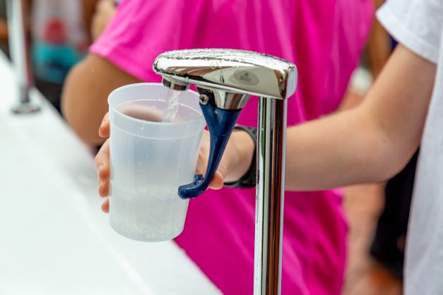 明年起華州公共飲水機將接受 PFAS 污染測試