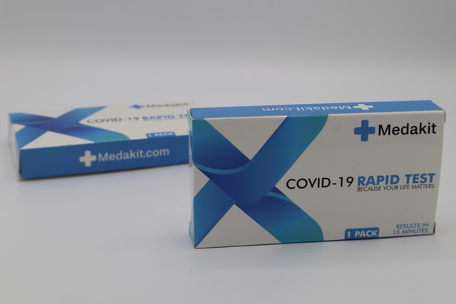 毒物控制中心發布有關 COVID-19 快速抗原檢測的警告