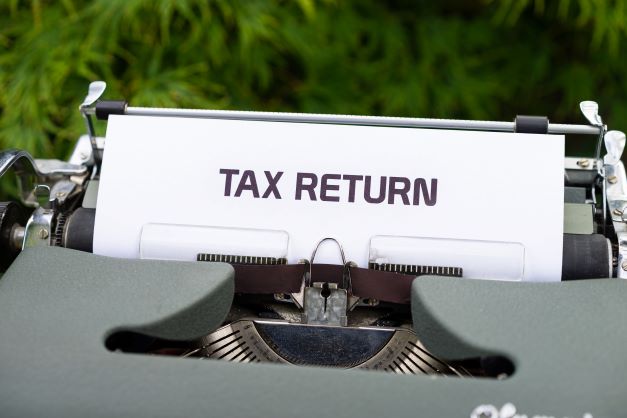 IRS︰提醒居外美國納稅人 於6月15日前報稅及其他事項