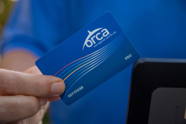 西雅图市向一万多名SHA低收入租户免费分发 ORCA 卡