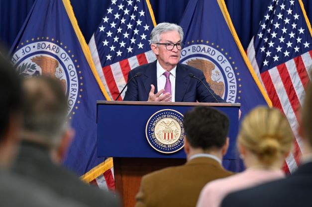 美联储会议纪要：几乎所有官员都支持放慢升息步伐