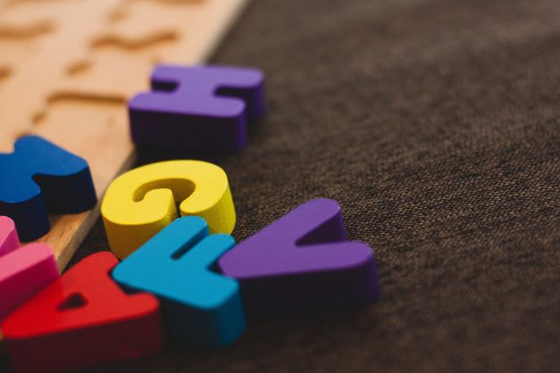 华州学校希望 2040 年所有学生拥有双语能力