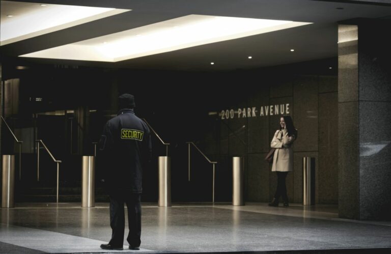 西雅圖警力短缺 企業花數百萬僱用保安