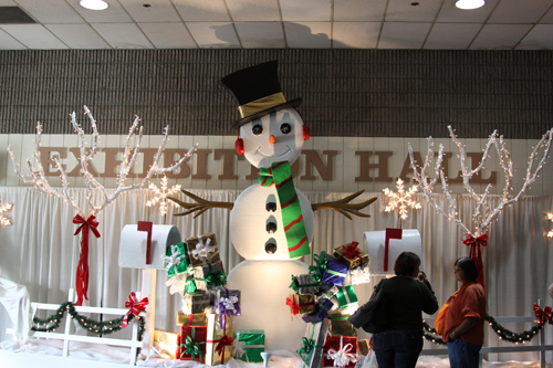 Tacoma Holiday Food and Gift Festival