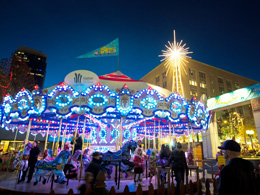 Seattle Thanksgiving Events 2011 (Photo: Christopher Nelson/SCVB and gingerbreadvillage.myevent.com)